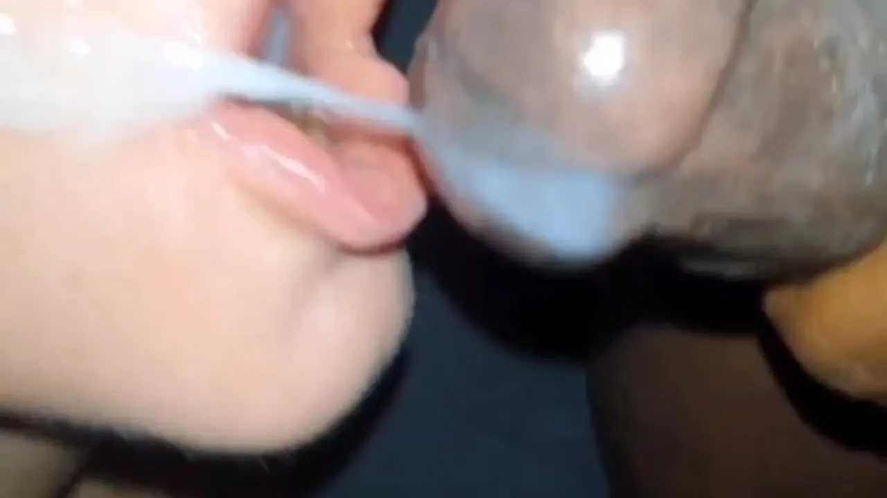 She wanted Her Mouth fucked ..cumshots on her face and inside her mouth And she swallows all