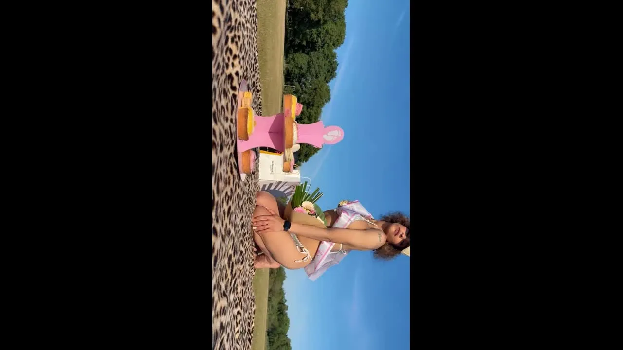 Laten we naar de jacht gaan, het is zomer en tijd om te genieten
